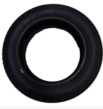 Cargar imagen en el visor de la galería, 215/60R17 NEREUS DYNTRAC 96V