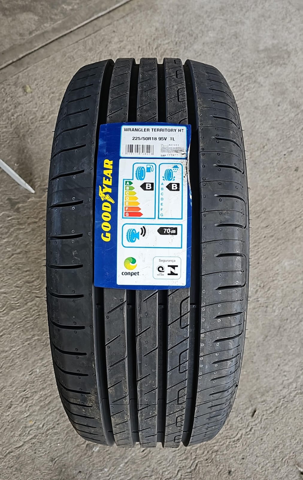 225/50R18 GOODYEAR WRANGLER TERRITORY HT 95V SL