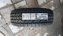 Cargar imagen en el visor de la galería, LT265/70R17 BRIDGESTONE DUELER AT ASCENT 123/120S
