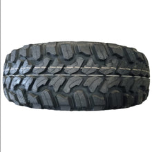Cargar imagen en el visor de la galería, LT265/75R16 ROYAL BLACK M/T 123/120Q