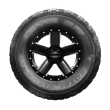 Cargar imagen en el visor de la galería, LT265/70R17 PAQUETE 2 PZA ROYAL BLACK M/T 121/118Q