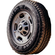 Cargar imagen en el visor de la galería, LT235/80R17 PAQ. 2 PZA FIRESTONE TRANSFORCE A/T2 120/117R